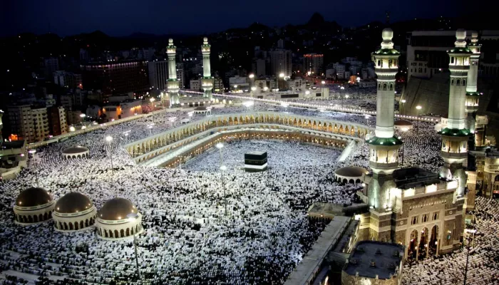 الأمن السعودي يضبط مواطن سهل دخول صحفي ’غير مسلم’  لـ مكة