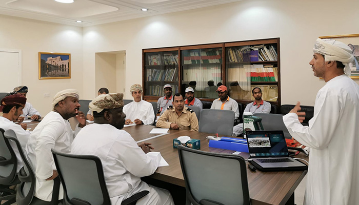 Muscat Municipality trains team for rescuing snakes