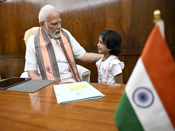 'Do you know what I do?' PM asks 8-year-old, answer leaves him in splits