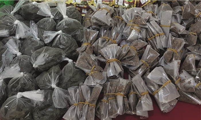 Over 40 bags of tobacco seized in Oman