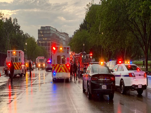 US: Four sustain life-threatening injuries as lightning strikes near White House
