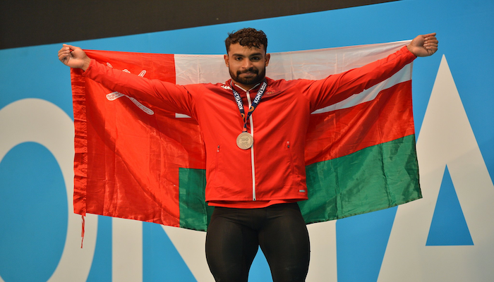 Oman national team weightlifter wins silver medal
