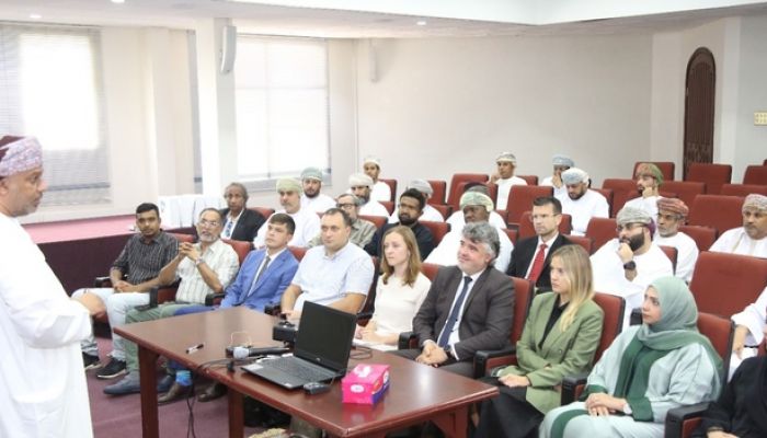 تعزيز الفرص الاستثمارية والاقتصادية بين سلطنة عمان وجمهورية روسيا الاتحادية
