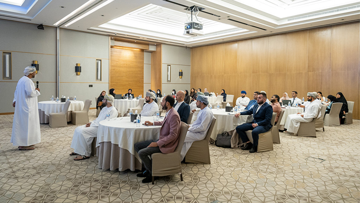 Thawani highlights development of financial technologies in Oman