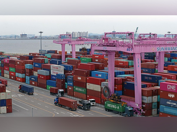 S. Korea posts trade deficit of $10.2 billion during first 20 days of August