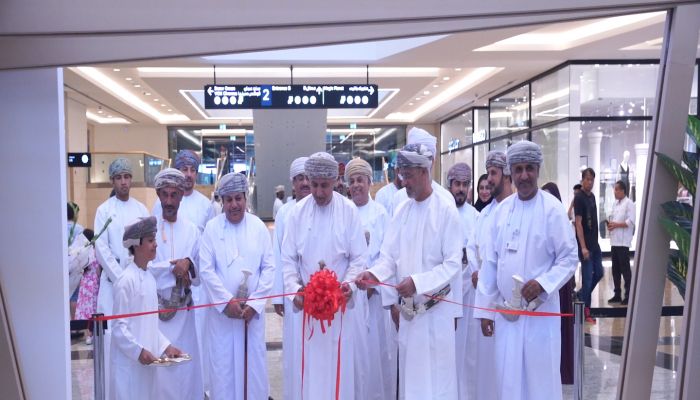 بنك التنمية العماني يفتتح النسخة الثانية لمعرض رواد التنمية في عمان مول بمسقط