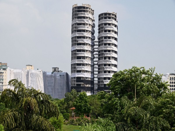 India's twin tower to be demolished today