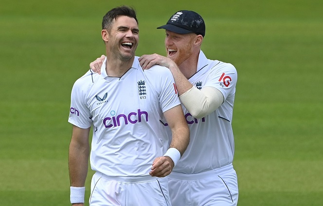 James Anderson becomes most successful pacer in international cricket, bags 950 wickets