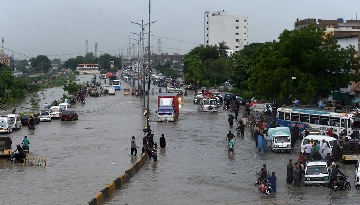 ارتفاع حصيلة ضحايا الفيضانات في باكستان إلى 1162 شخصًا