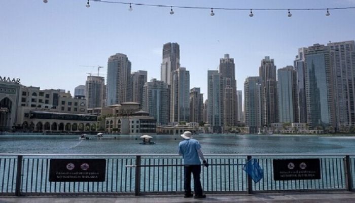 الإمارات تستغني عن ’نظام الكفيل’.. زيارة دون اشتراط مستضيف