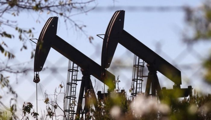 أسعار النفط تشهد تراجعًا