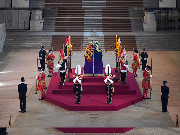 Queen Elizabeth's coffin to lie in state at Westminster Hall in London