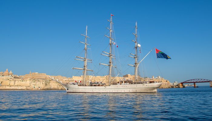 سفينة شباب عُمان الثانية تصل ميناء فاليتا بجمهورية مالطا