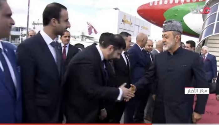 بالفيديو: جلالة السلطان يصل إلى المملكة المتحدة