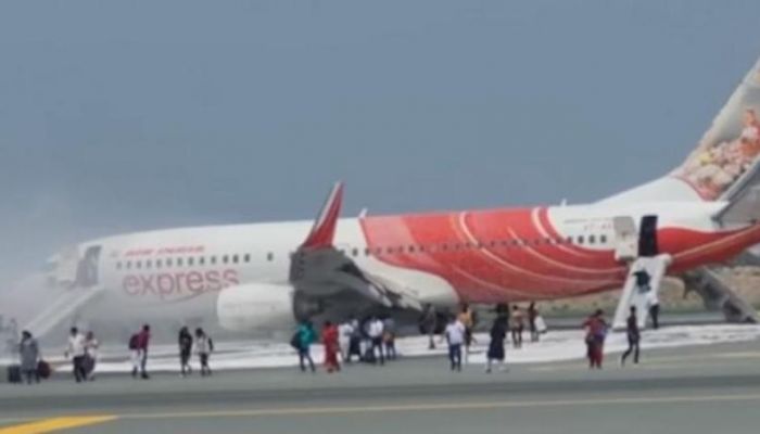 مطارات عمان:90 ثانية فقط للسيطرة على حريق محرك الطائرة الهندية