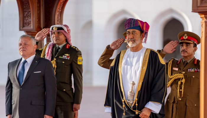 جلالة السلطان والملك عبدالله الثاني ابن الحسين يعقدان لقاءً ثنائيًّا