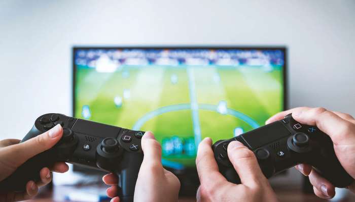 Electronic gaming can cause life-threatening cardiac arrhythmias in susceptible children