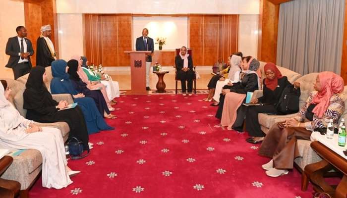 Spouse of President of Zanzibar meets Omani female entrepreneurs