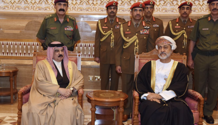 سلطنة عُمان ومملكة البحرين.. علاقاتٌ راسخةٌ تؤطّرها روابط أخويّة وتاريخيّة