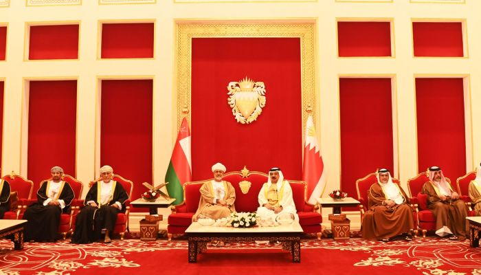 السلطان هيثم والملك حمد يشهدان توقيع اتفاقيات تعاون ومذكرات تفاهم وبرامج تنفيذية