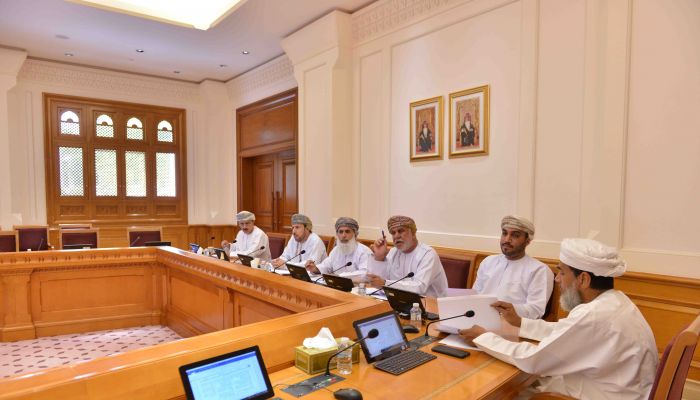 مناقشة التحديات والصعوبات المتعلقة بتطبيق بعض ضوابط وإدارة الامتحانات النهائية للصفوف (5-11)