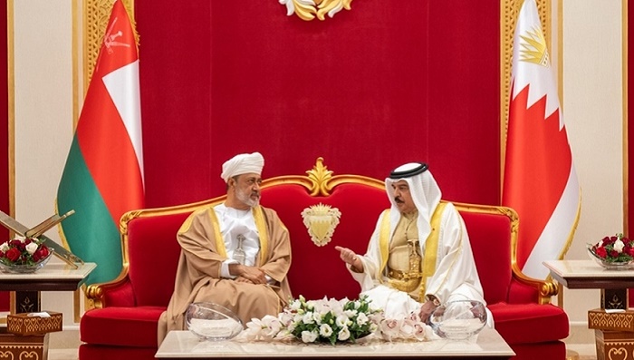 Oman, Bahrain keen to spur  investments, expand trade