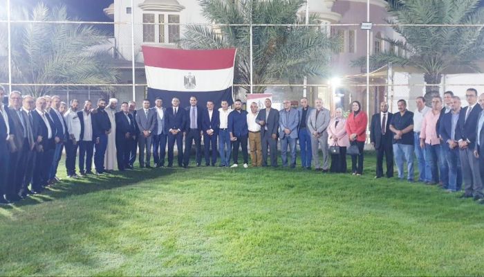 نادي الجالية المصرية في سلطنة عمان يقيم حفلا لتوديع نائب السفير بمناسبة انتهاء مهام عمله