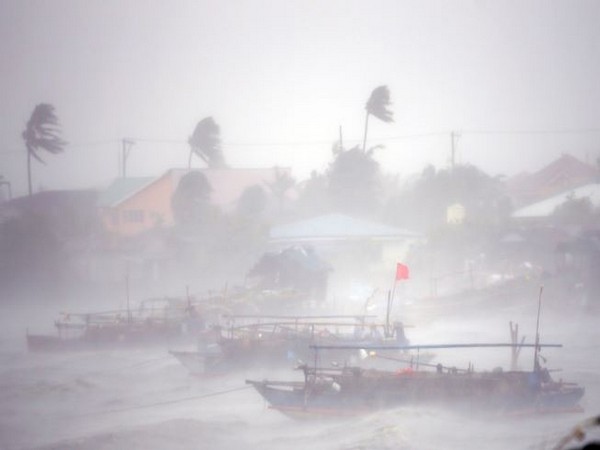 Death toll from severe tropical storm Paeng nears 100 in Philippines