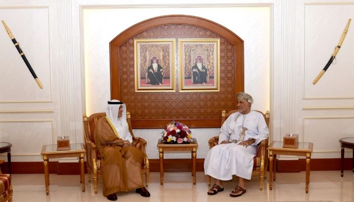 صاحب السمو السيد نائب رئيس الوزراء لشؤون الدفاع يستقبل السفير الكويتي
