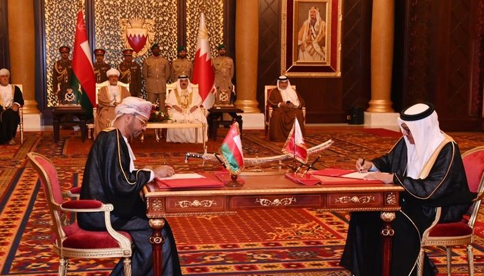 سلطنة عُمان والبحرين تسعيان لتعزيز التعاون المشترك في مختلف المجالات