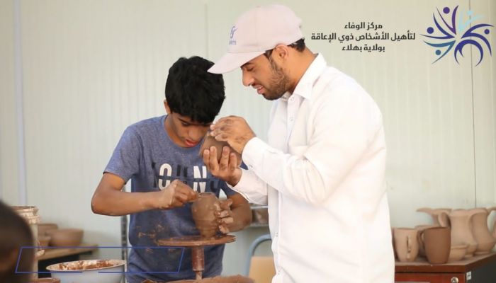 برنامج تدريبيٌّ لإنتاج الفخار للأشخاص ذوي الإعاقة ببهلاء