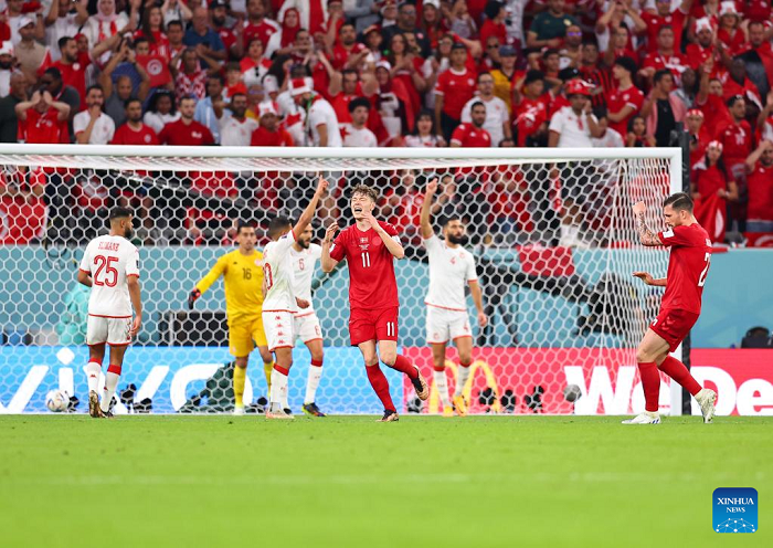 Denmark held 0-0 by Tunisia at World Cup Group D