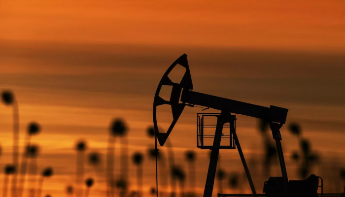 ارتفاع أسعار النفط بعد بيانات عن هبوط مخزونات النفط الأمريكي