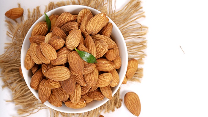 Almonds can help cut calories