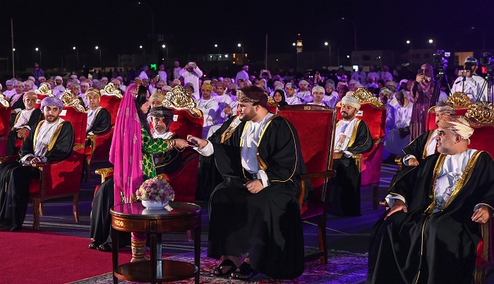 Sayyid Bilarab inaugurates Al Teeb model city in Liwa