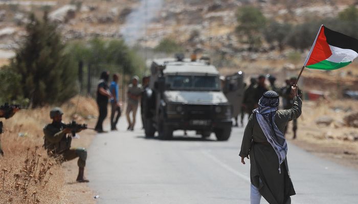 استشهاد فلسطيني برصاص قوات الاحتلال في الضفة الغربي