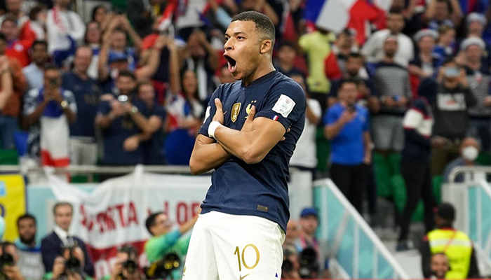 Mbappe to be world's best, says Poland coach