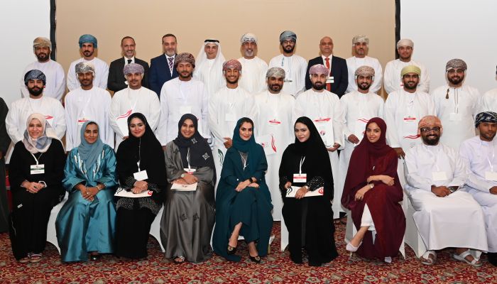 الجمعية العمانية للتأمين تكرم 40 من الاختصاصين بمجال التأمين