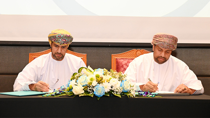 Pacts signed to provide more financing to extend broadband network coverage across Oman