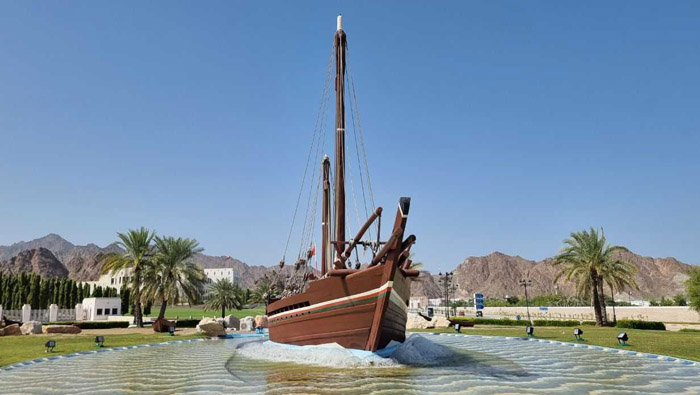 President Xi talks about revival of journey taken by an Omani sailor in ancient times on 'Sohar' ship