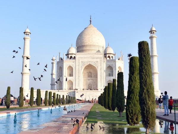 Taj Mahal on Covid alert, no entry for tourists without testing