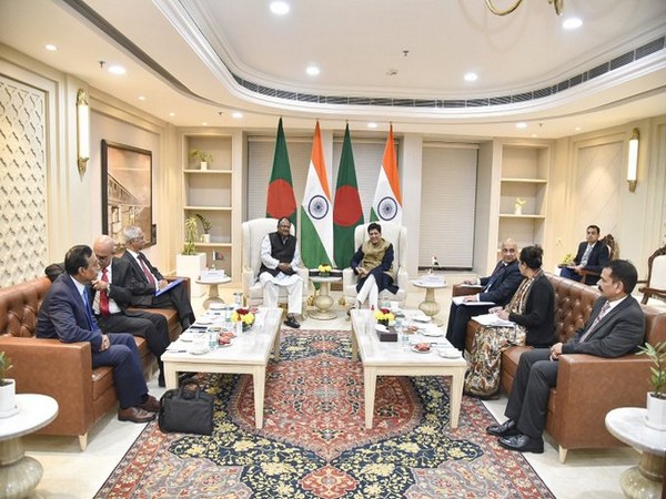 India, Bangladesh agree to start talks for trade deal at an early date