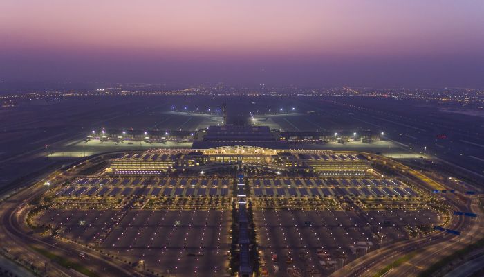 فودافون تقدم أول شبكة داخلية للجيل الخامس في مطار مسقط الدولي