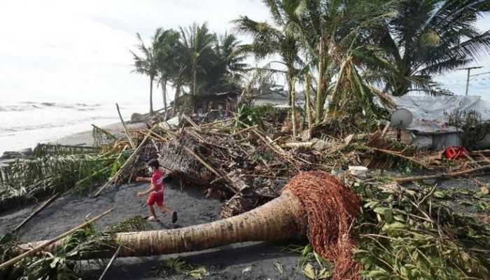 مصرع أربعة أشخاص بسبب الأحوال الجوية السيئة في الفلبين