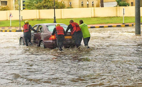 Rains flood houses and streets, injure many in Oman