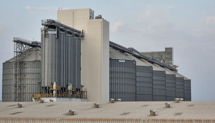 بـ21 مليون ريال.. افتتاح أكبر مشروع لتخزين الحبوب في صحار  قريباً