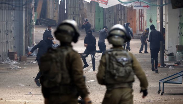 استشهاد فلسطيني خلال اقتحام جيش الاحتلال الإسرائيلي لمخيم ’بلاطة’