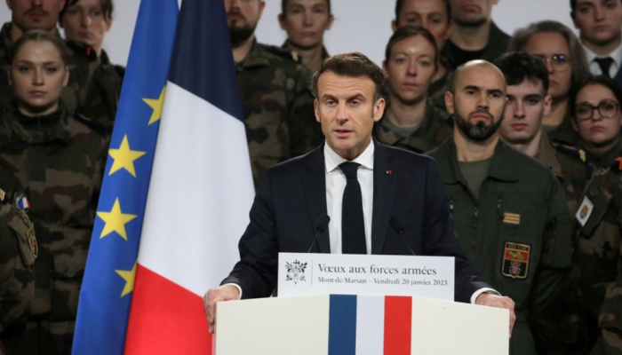 فرنسا تعتزم زيادة الإنفاق العسكري إلى 400 مليار يورو