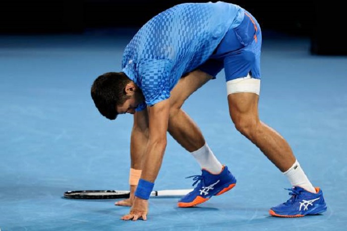 Australian Open: Djokovic downs Dimitrov, Murray's marathon campaign wraps up