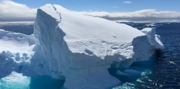 جبل جليدي بحجم لندن ينفصل عن القارة القطبية الجنوبية